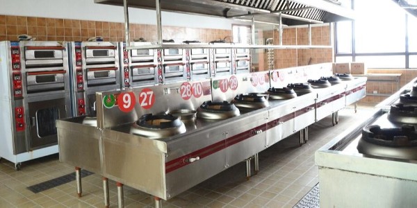 餐厅后厨建议安装中央空调吗？