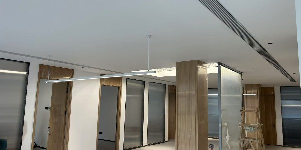 美的 多联机 报E1什么问题呢