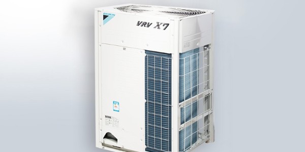 大金多联机V3报U4、F6故障维修