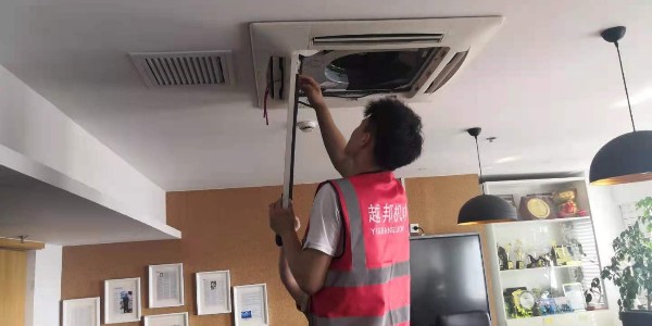 格力中央空调好久清洗一次？