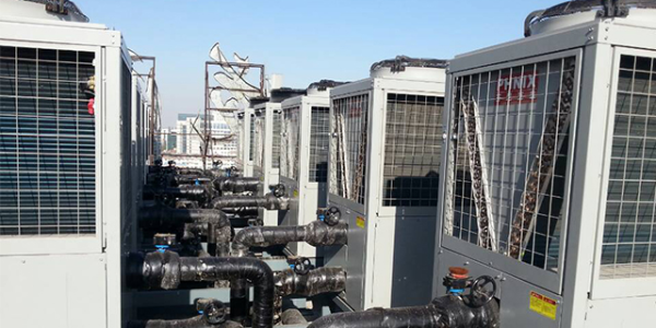 空气能热水器回水怎么安装水管？