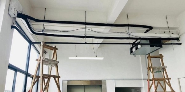 中央空调关掉后，为什么风机仍在运行一段时间？