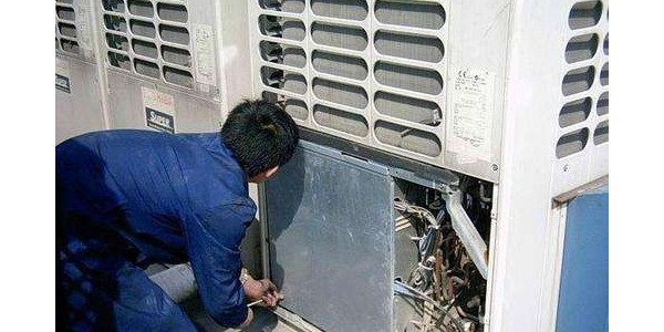 上海中央空调不维护保养的危害！