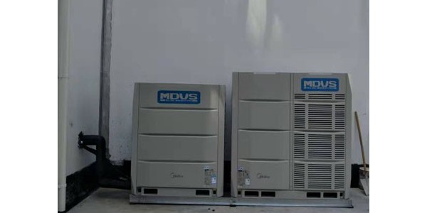 中央空调坏了怎么换新的？